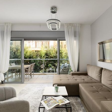 Quiet Hideaway & Terrace Near Beach By Feelhome Tel Aviv Esterno foto