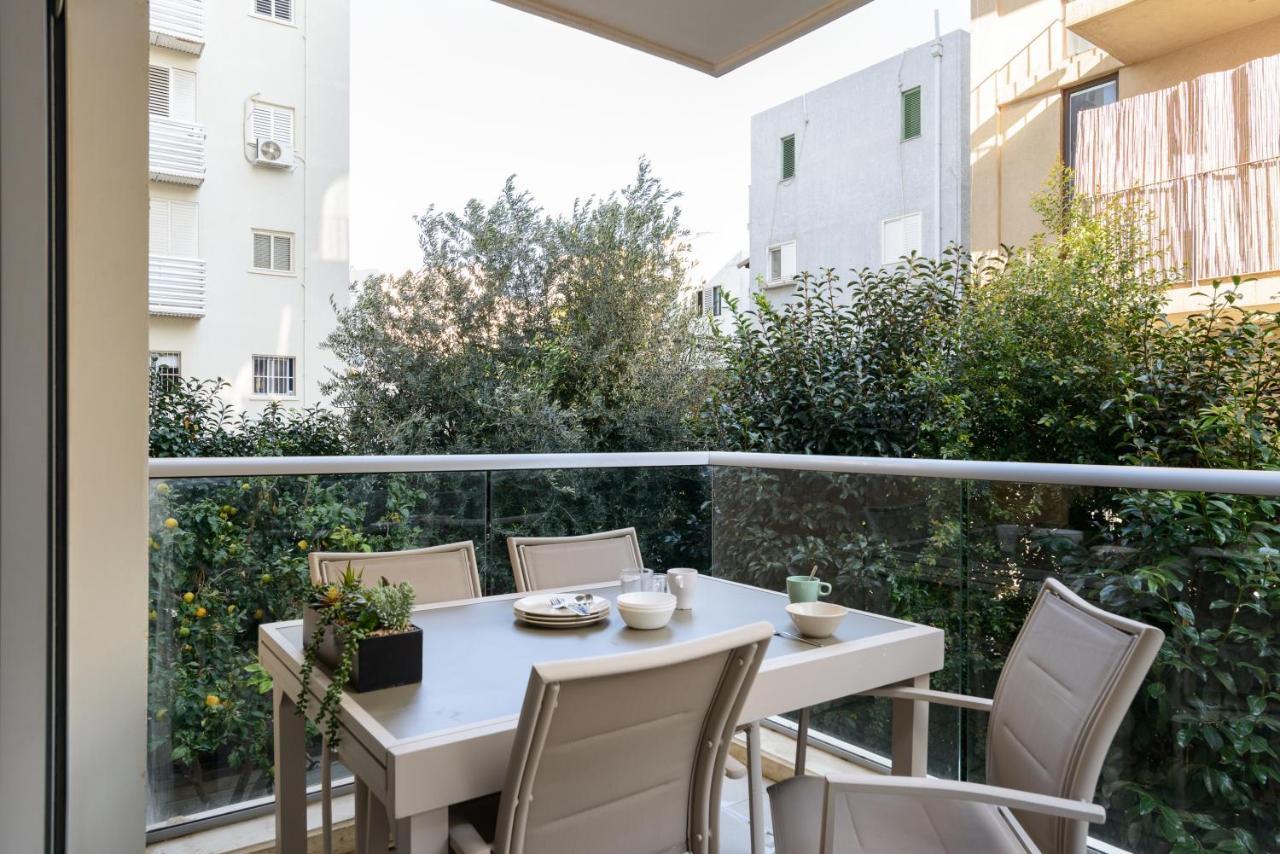 Quiet Hideaway & Terrace Near Beach By Feelhome Tel Aviv Esterno foto