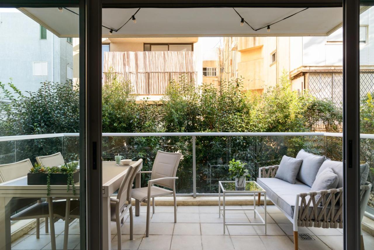 Quiet Hideaway & Terrace Near Beach By Feelhome Tel Aviv Esterno foto
